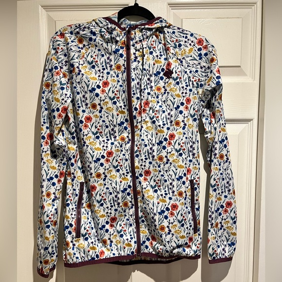 Rabbit Jackets & Blazers - Rabbit women’s wind breaker size Small